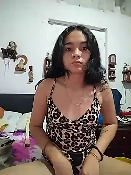 Kittyytinaa online show from August 3, 2:59 am