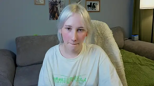 Evahoho online show from July 29, 8:42 pm