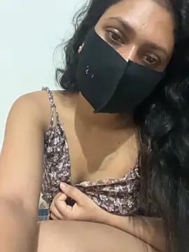 kavyq3791 online show from July 25, 3:46 am