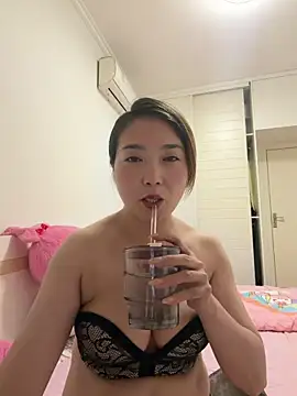 Sunnyday  521 online show from June 15, 3:34 pm