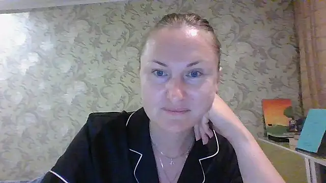 TashaLightX online show from June 13, 6:27 pm