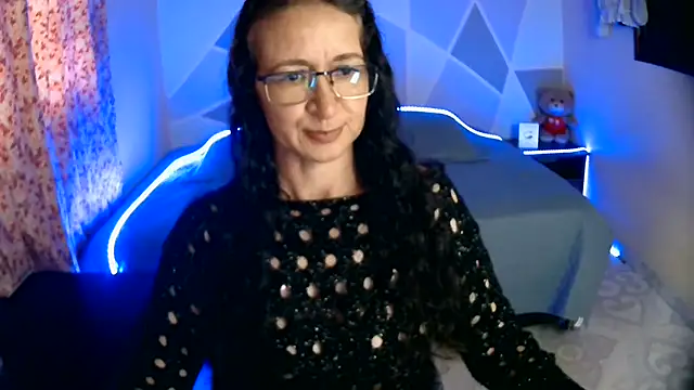 Ana Flakita online show from August 6, 9:33 pm