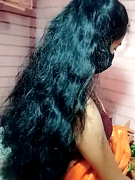nisarani54321 online show from August 2, 6:11 pm