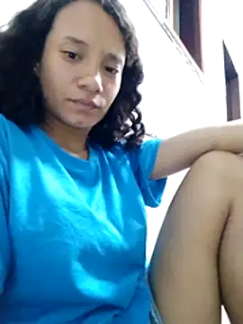 girls nicole online show from July 5, 4:40 am