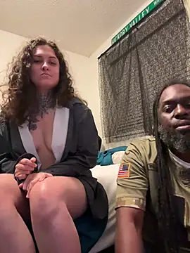 snowflakee69 online show from July 7, 6:47 am