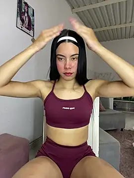Lesly Cute  online show from August 4, 12:33 pm