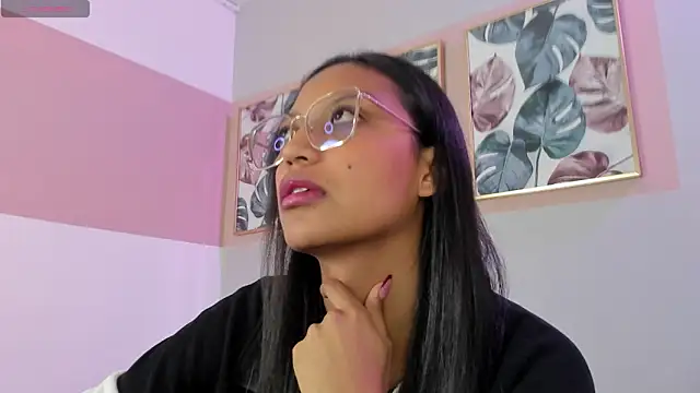 emma brooks  online show from June 21, 3:38 pm