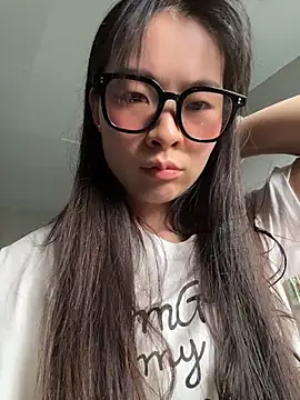 xiaojiao520 online show from July 27, 6:10 am