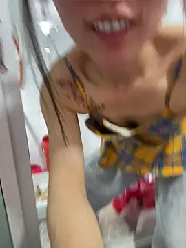 xiaojiao520 online show from July 1, 10:59 am