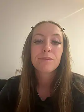 Coleyy xx online show from June 20, 8:23 pm