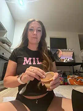 Coleyy xx online show from July 18, 7:38 pm