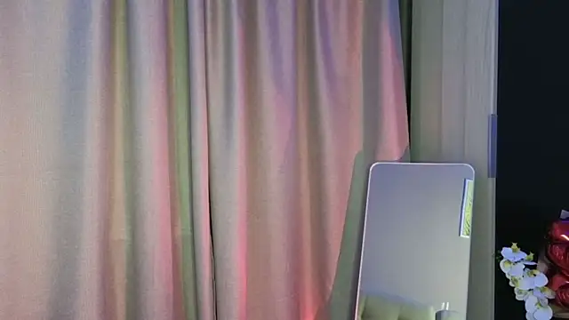 JohnsieNovitske online show from July 29, 8:53 pm