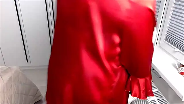 ScarlettReed online show from January 16, 5:25 am