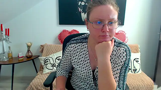 IrenneBates online show from July 1, 10:26 am