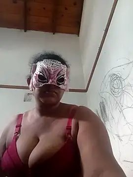 wildtulip0 online show from July 7, 6:27 am