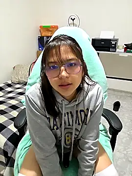 Zoe Lux  online show from July 7, 5:54 am