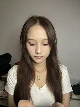 June-Baby online show from June 30, 9:31 am