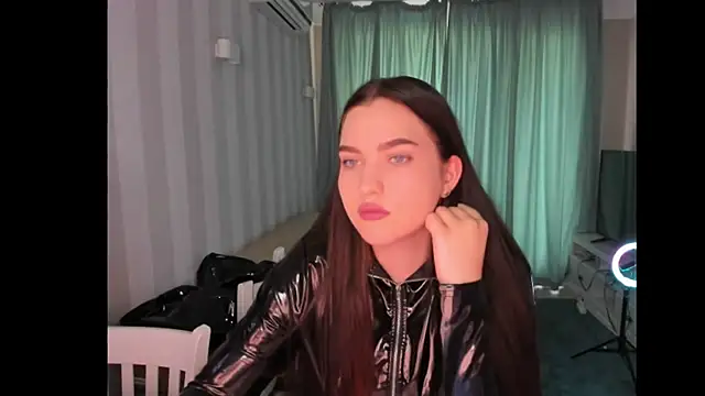 LatexDominatrix online show from July 5, 2:56 pm