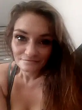 elisalotte94 online show from July 12, 8:53 pm