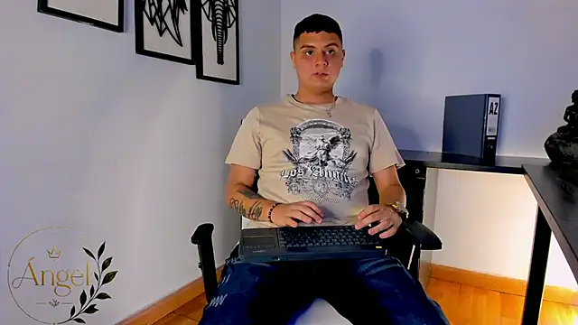 AngelBlue   online show from July 24, 8:38 pm