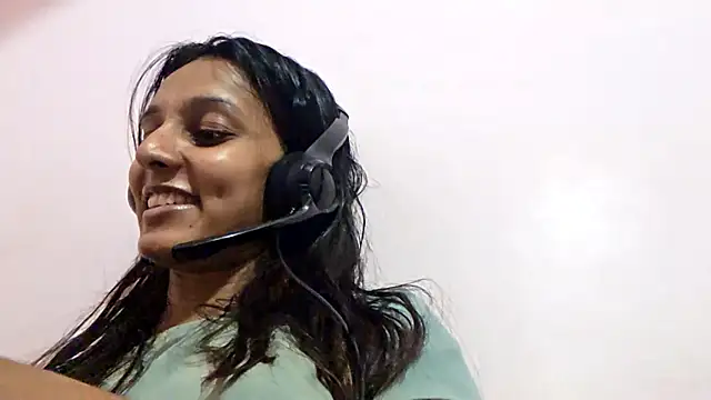 siinderellaa online show from July 6, 2:11 pm