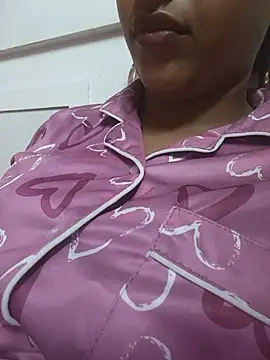 sharmilasingh89 online show from July 9, 8:33 pm