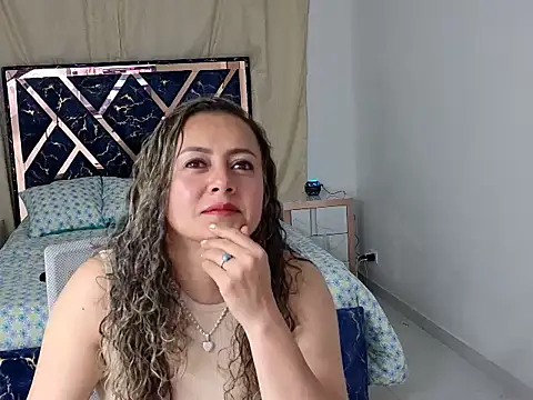 Cristalsexy25 online show from July 17, 12:37 am