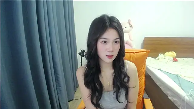 bhzhanglifang online show from July 16, 5:28 pm