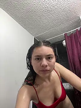 Chloe Moon27 online show from August 7, 11:45 pm