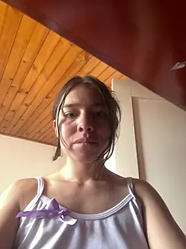 Chloe Moon27 online show from August 1, 9:06 pm