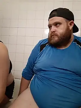 lil420brat online show from August 4, 12:00 pm