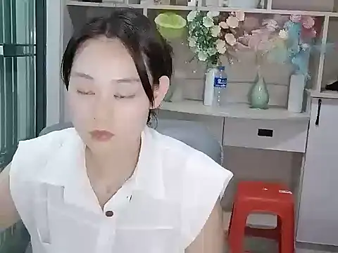 XIAxia00001 online show from July 21, 1:12 pm