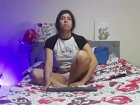 MARIA-FLOW online show from August 4, 4:40 am
