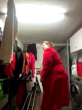 BootyLola online show from December 19, 9:12 am