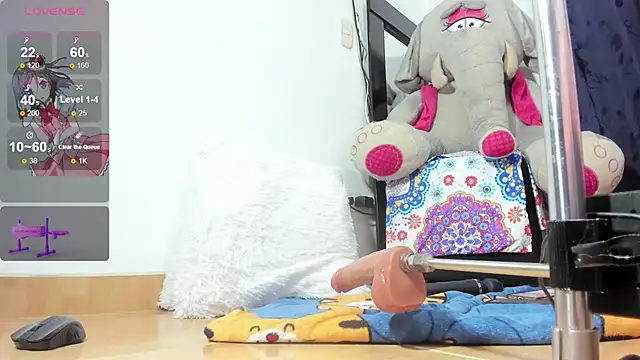 ReyleDoll online show from April 18, 11:37 pm