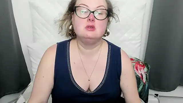 dirtyBonnie online show from February 9, 5:21 am