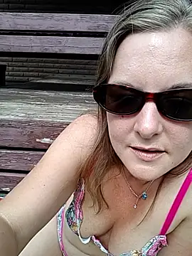 SwedishJennifer online show from June 2, 12:28 pm