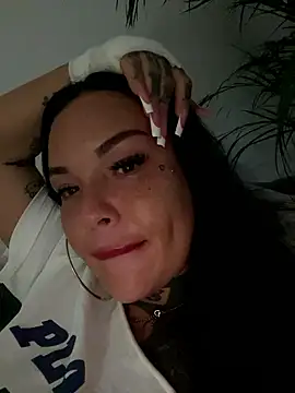  MelinaCurves  online show from January 18, 12:07 am