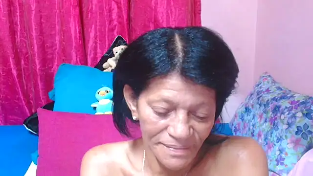 SLUTTYROXY online show from February 10, 6:55 pm