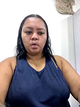 yanza2002 online show from October 28, 11:20 pm