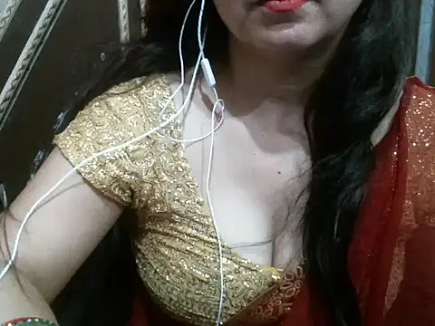 Snapshot of UrsMansi chatting on October 4, 8:02 pm UrsMansi online show from October 4, 8:02 pm