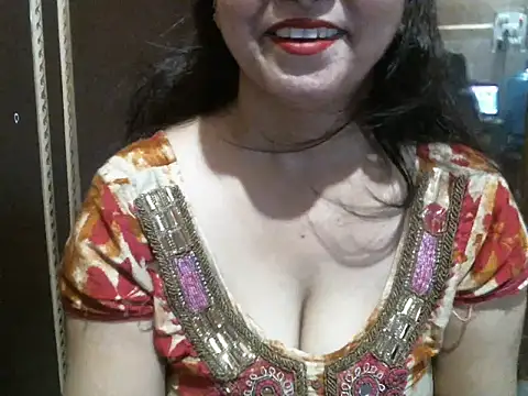Snapshot of UrsMansi chatting on September 15, 3:26 am UrsMansi online show from September 15, 3:26 am