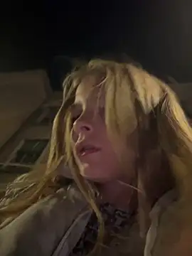 Snapshot of AnastasiaAniess chatting on October 17, 6:44 pm AnastasiaAniess online show from October 17, 6:44 pm