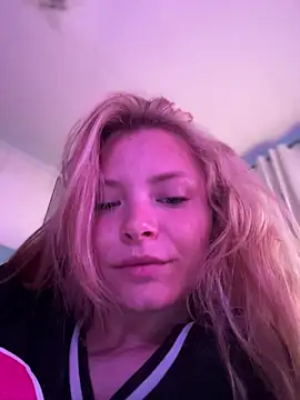 AnastasiaAniess online show from April 2, 7:00 pm