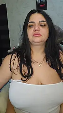 littleRikka online show from April 7, 5:37 pm