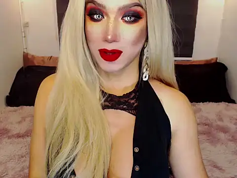 HugeCockDominantXxX online show from April 15, 8:53 pm