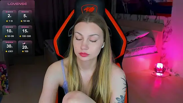 BiMolly online show from May 28, 1:58 am