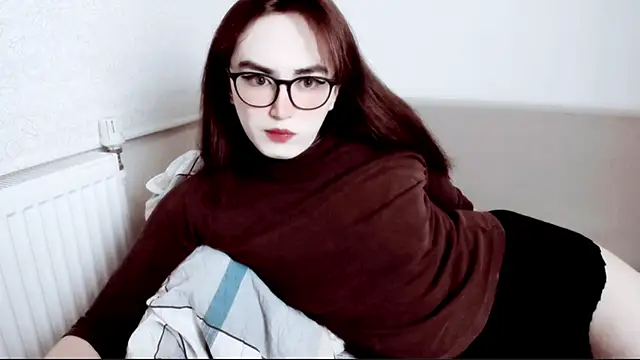 Snapshot of MinniMaksy chatting on October 30, 2:03 am MinniMaksy online show from October 30, 2:03 am