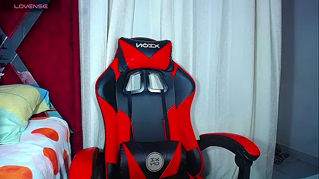 DanisaBrown online show from November 16, 2:39 pm