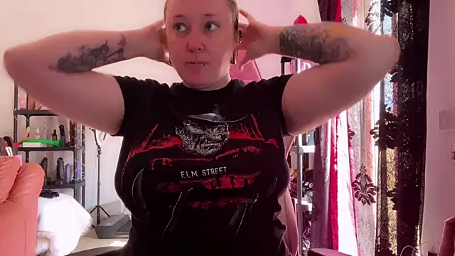 kisicaxx online show from March 13, 8:59 am